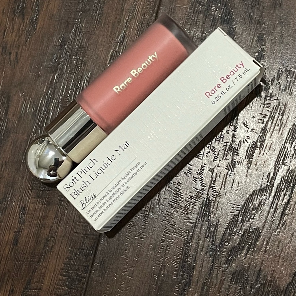 NWT Rare Beauty Blush in Bliss